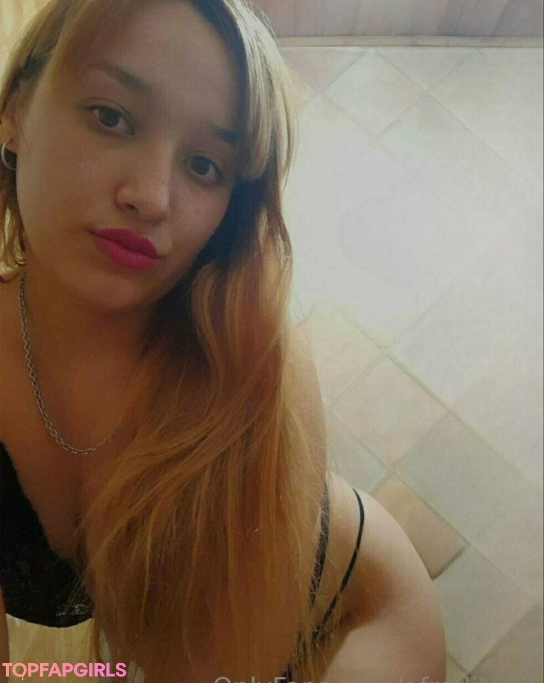 Foto desnuda filtrada de OnlyFans de Afroditaa2 #30 Foto desnuda filtrada de OnlyFans de Afroditaa2 #30