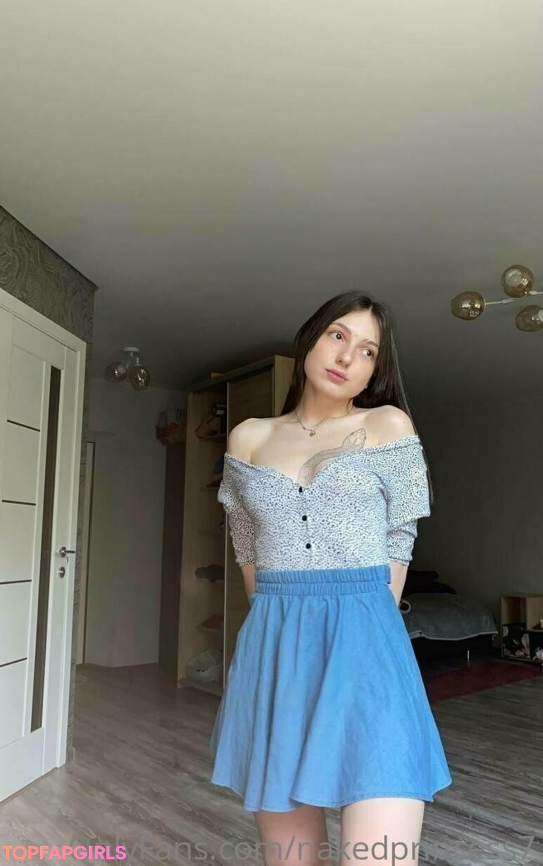 Foto desnuda filtrada de OnlyFans de Cherrykush6 #32 Foto desnuda filtrada de OnlyFans de Cherrykush6 #32