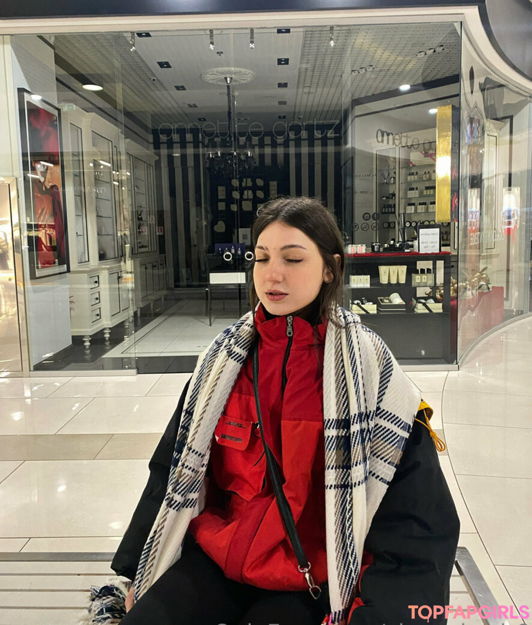 Foto desnuda filtrada de OnlyFans de Cherrykush6 #44 Foto desnuda filtrada de OnlyFans de Cherrykush6 #44