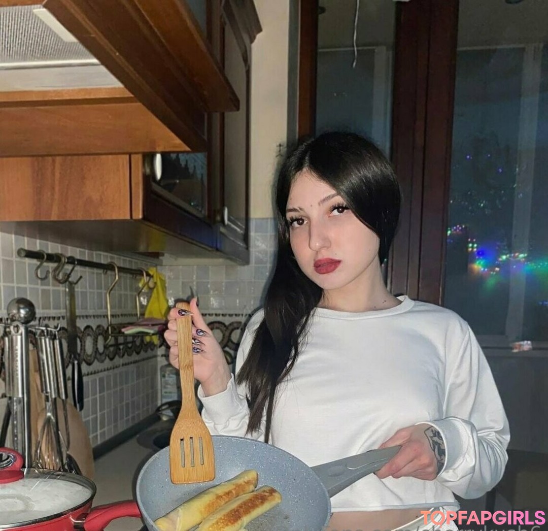 Foto desnuda filtrada de OnlyFans de Cherrykush6 #70 Foto desnuda filtrada de OnlyFans de Cherrykush6 #70