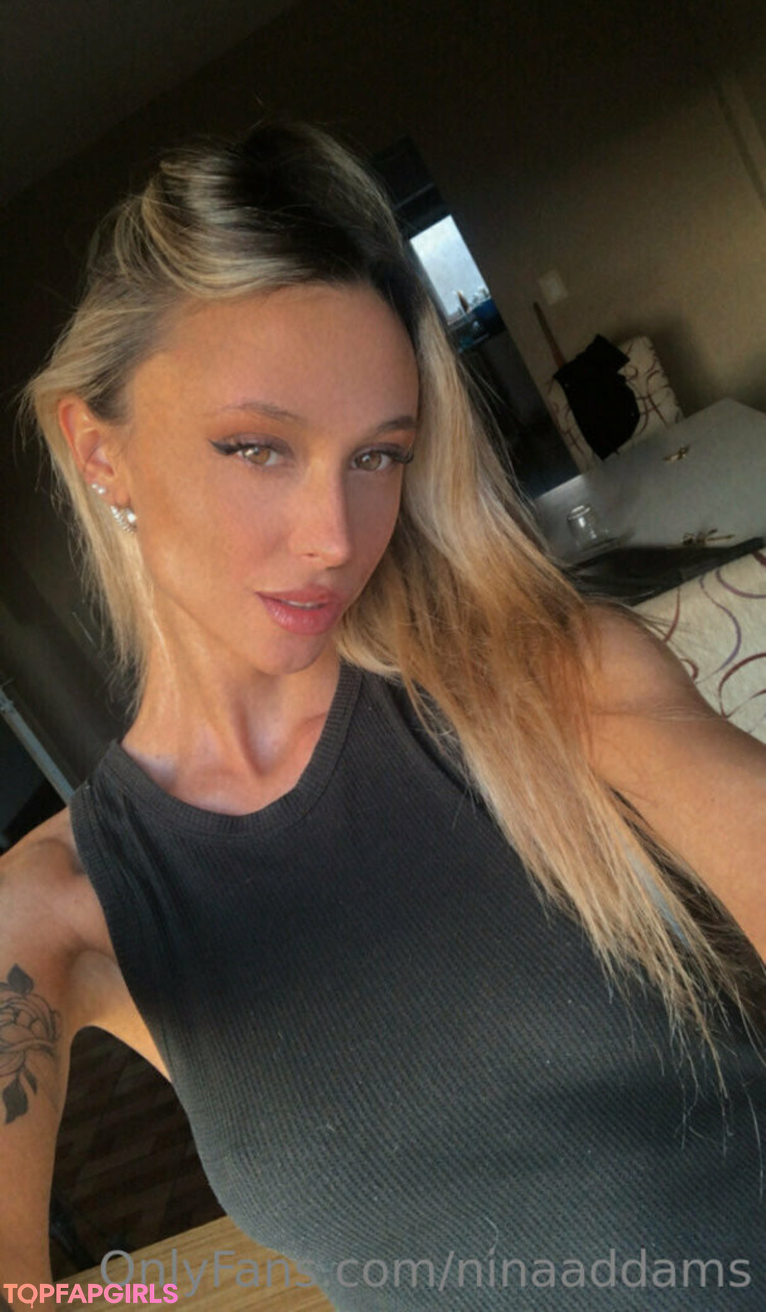 Foto desnuda filtrada de OnlyFans de Ninaaddams #40 Foto desnuda filtrada de OnlyFans de Ninaaddams #40