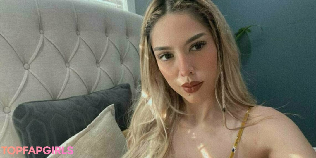 Foto desnuda filtrada de OnlyFans de Danagorgeus #66 Foto desnuda filtrada de OnlyFans de Danagorgeus #66