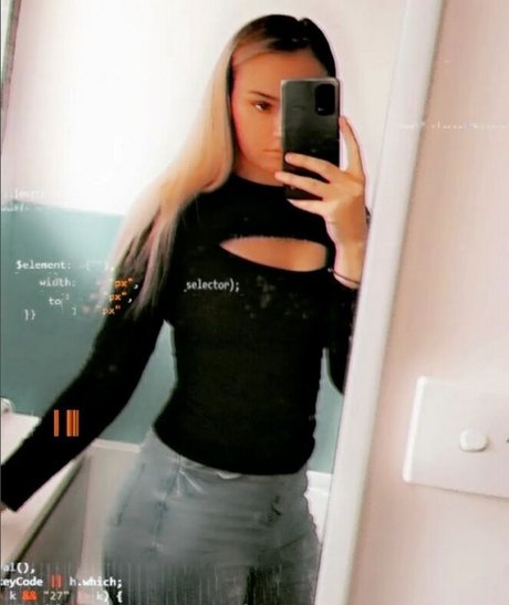 Foto desnuda filtrada de OnlyFans de Jessie Venner