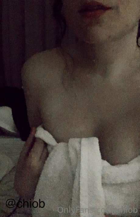 Foto desnuda filtrada de OnlyFans de Chiob
