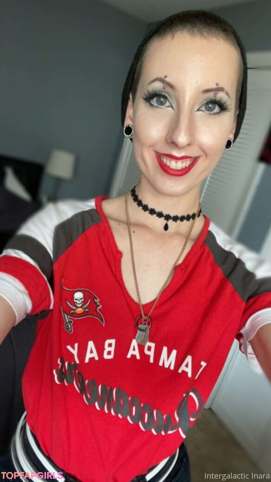 Foto desnuda filtrada de OnlyFans de Alieninara #14 Foto desnuda filtrada de OnlyFans de Alieninara #14