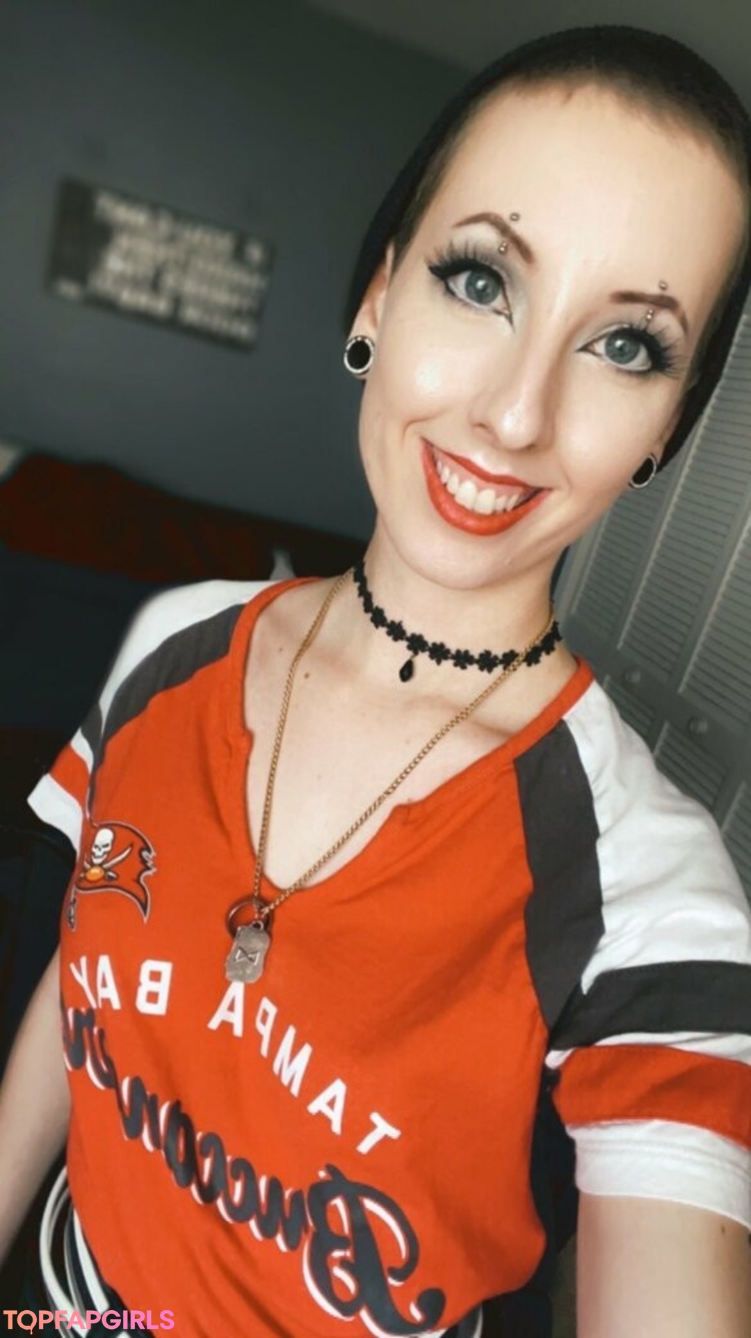 Foto desnuda filtrada de OnlyFans de Alieninara #15 Foto desnuda filtrada de OnlyFans de Alieninara #15