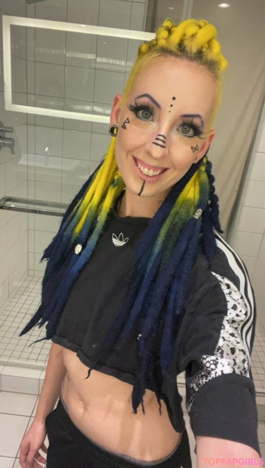 Foto desnuda filtrada de OnlyFans de Alieninara #3 Foto desnuda filtrada de OnlyFans de Alieninara #3