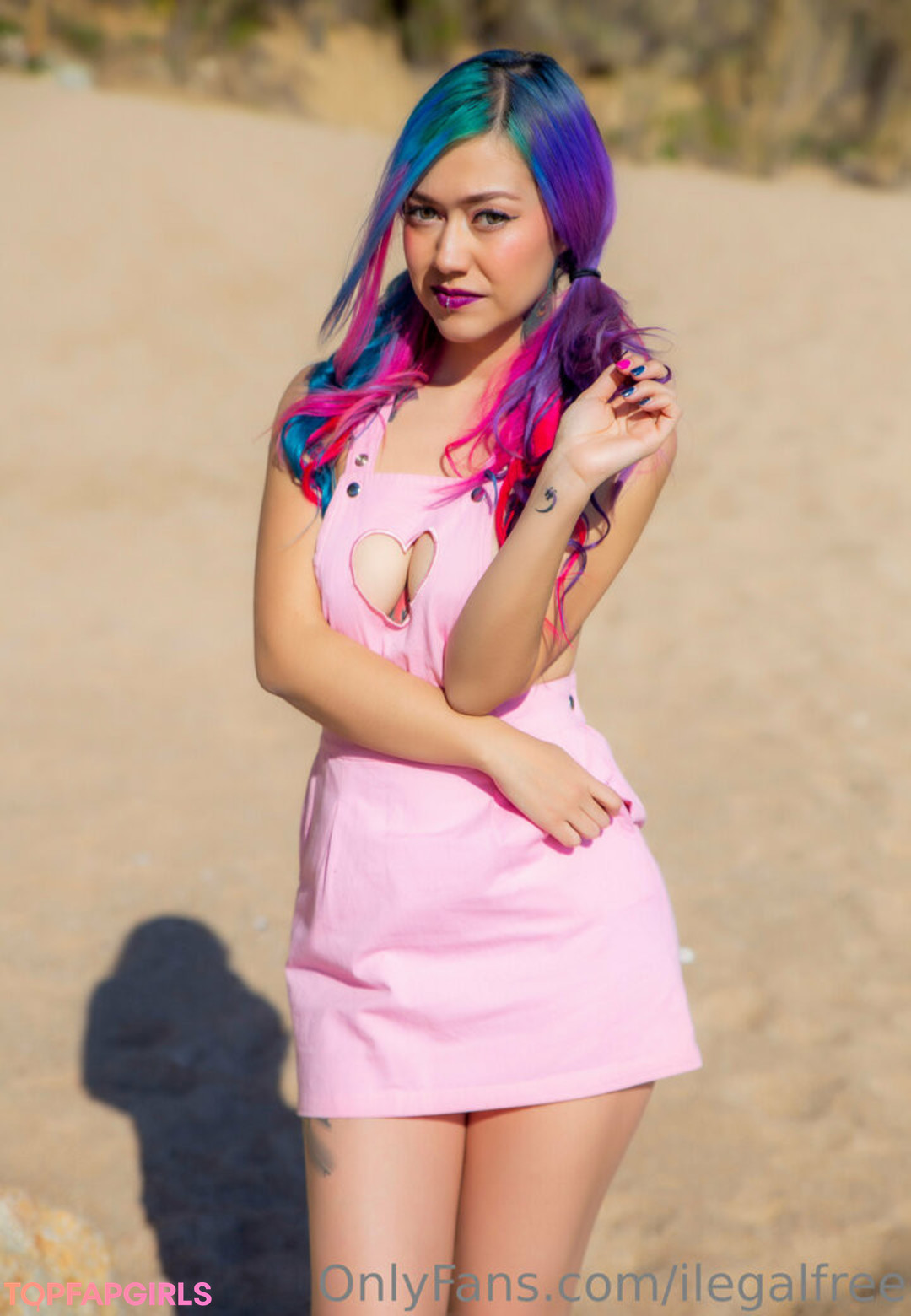 Foto desnuda filtrada de OnlyFans de Ilegalfree #44 Foto desnuda filtrada de OnlyFans de Ilegalfree #44