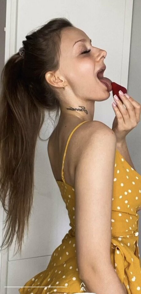 Yourgirljulie