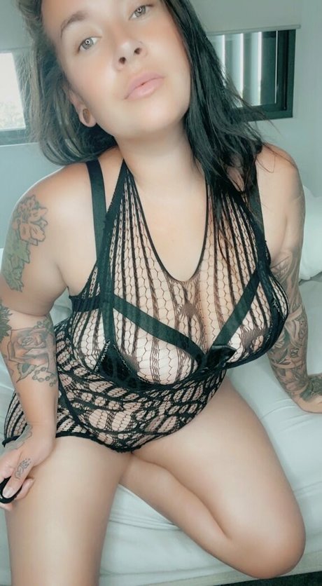 Foto desnuda filtrada de OnlyFans de Justyouraveragemumx