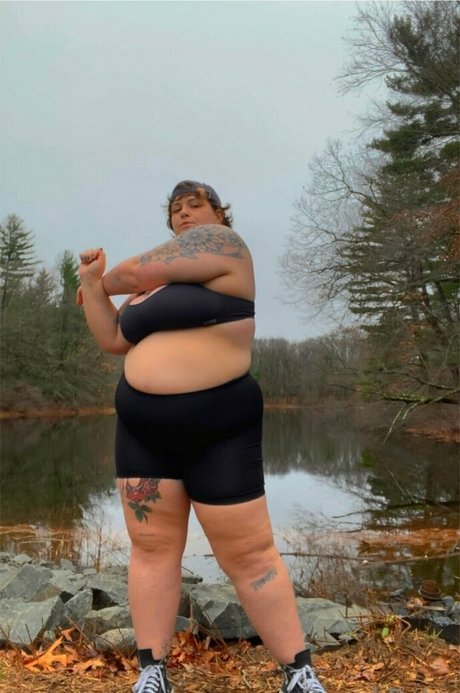 Foto desnuda filtrada de OnlyFans de Doughbabebbw
