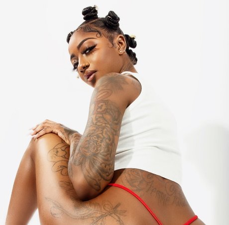 Zaria Linton