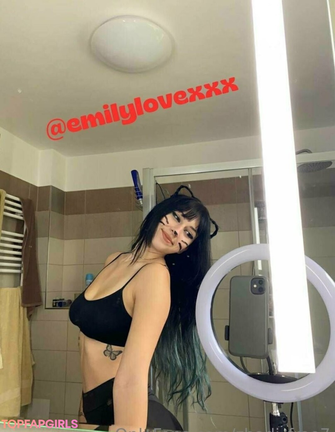 Foto desnuda filtrada de OnlyFans de Zhadifree7 #53 Foto desnuda filtrada de OnlyFans de Zhadifree7 #53