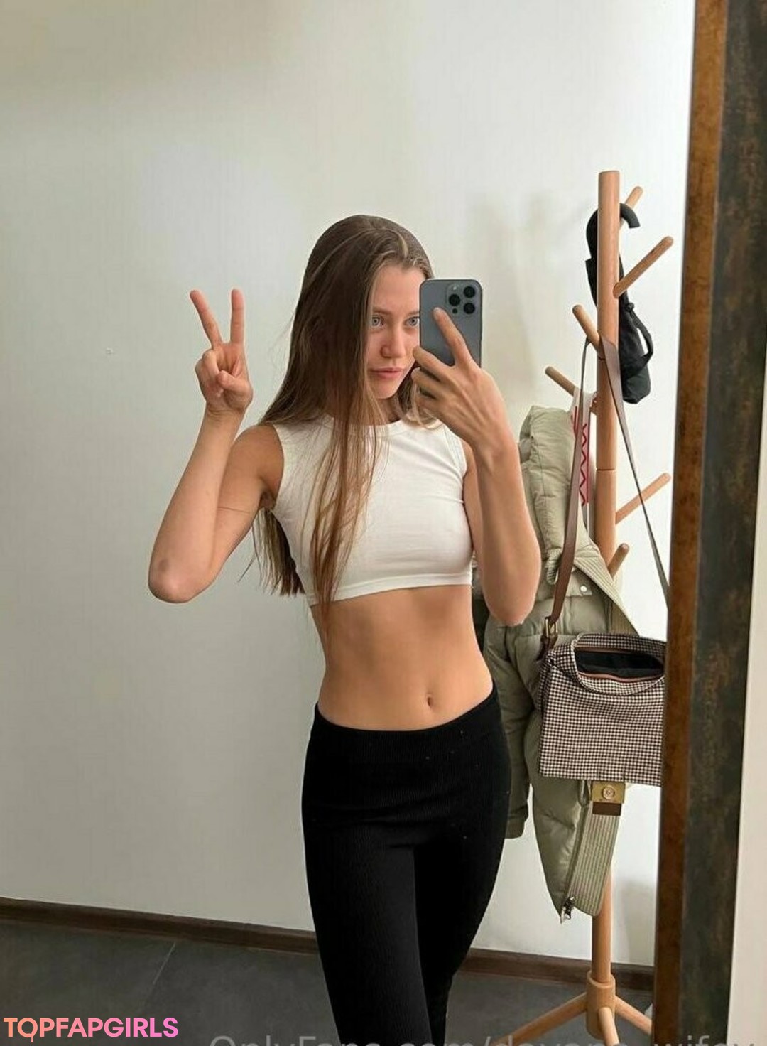 Foto desnuda filtrada de OnlyFans de Dayanawifey #240 Foto desnuda filtrada de OnlyFans de Dayanawifey #240