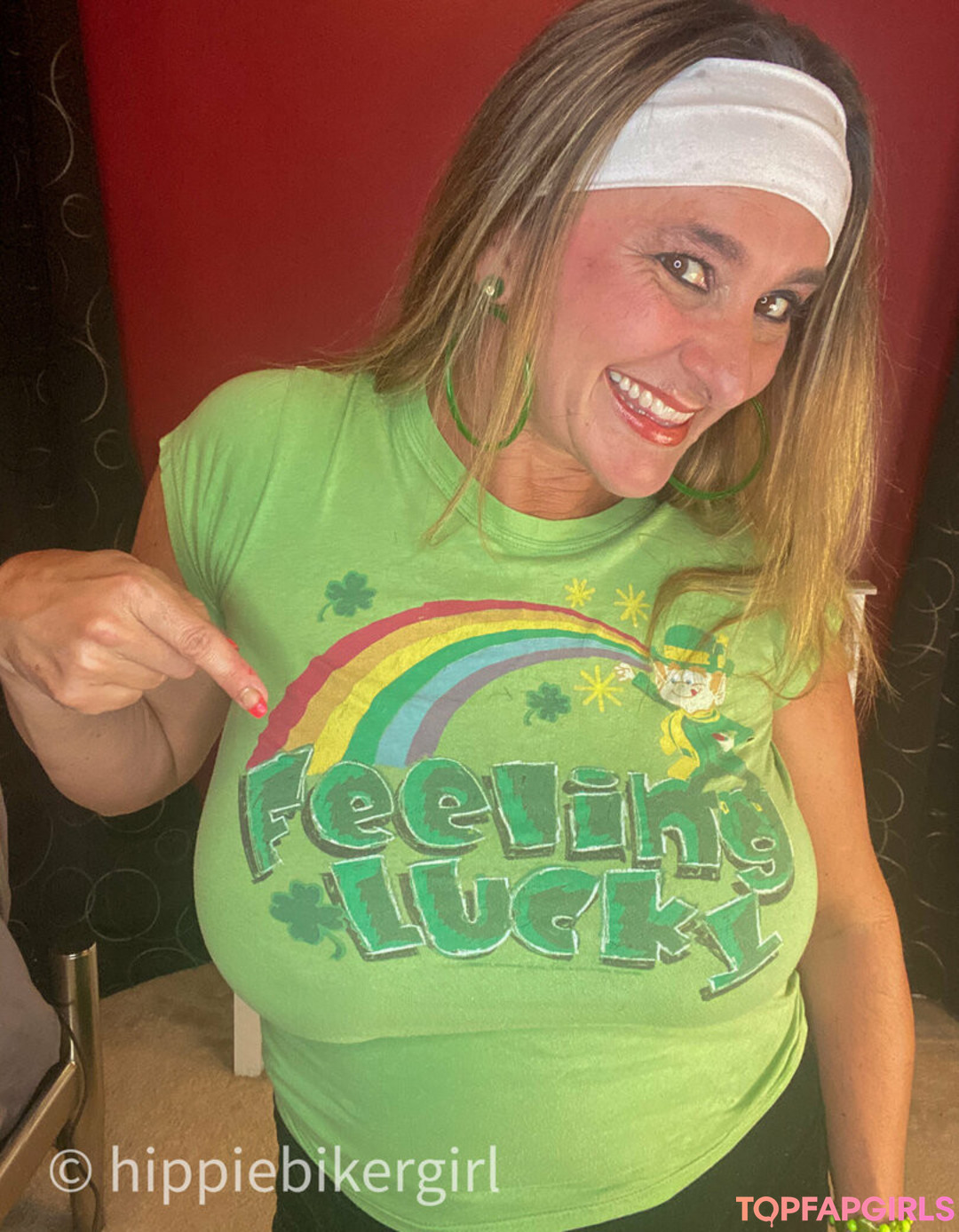 Foto desnuda filtrada de OnlyFans de Hippiebikergirlfree #111 Foto desnuda filtrada de OnlyFans de Hippiebikergirlfree #111