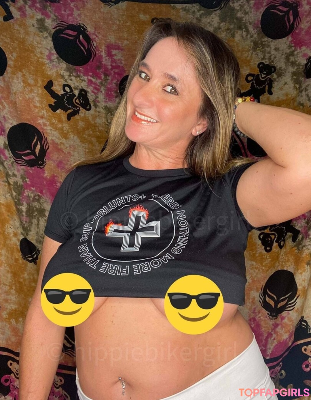 Foto desnuda filtrada de OnlyFans de Hippiebikergirlfree #313 Foto desnuda filtrada de OnlyFans de Hippiebikergirlfree #313