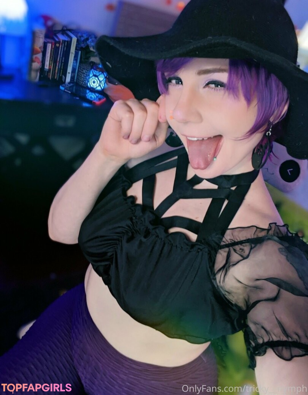 Foto desnuda filtrada de OnlyFans de Trickynymph #78 Foto desnuda filtrada de OnlyFans de Trickynymph #78