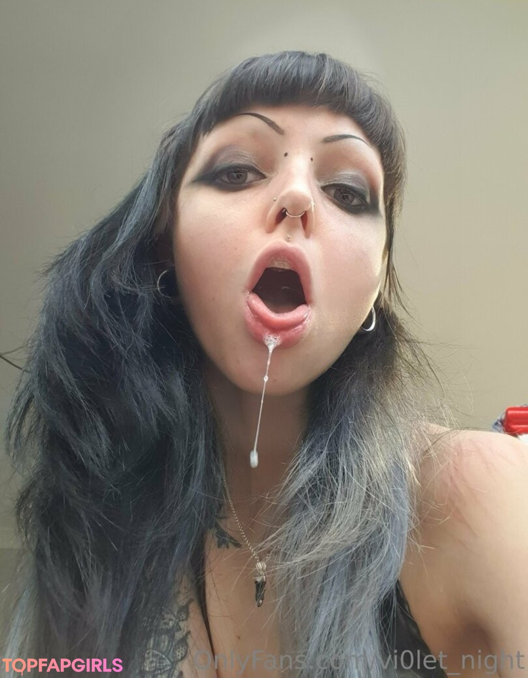 Foto desnuda filtrada de OnlyFans de Vi0letnight #245 Foto desnuda filtrada de OnlyFans de Vi0letnight #245