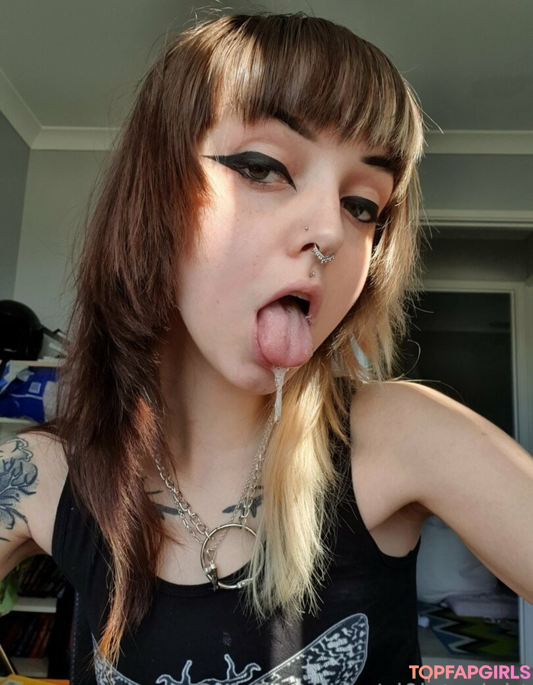 Foto desnuda filtrada de OnlyFans de Vi0letnight #37 Foto desnuda filtrada de OnlyFans de Vi0letnight #37