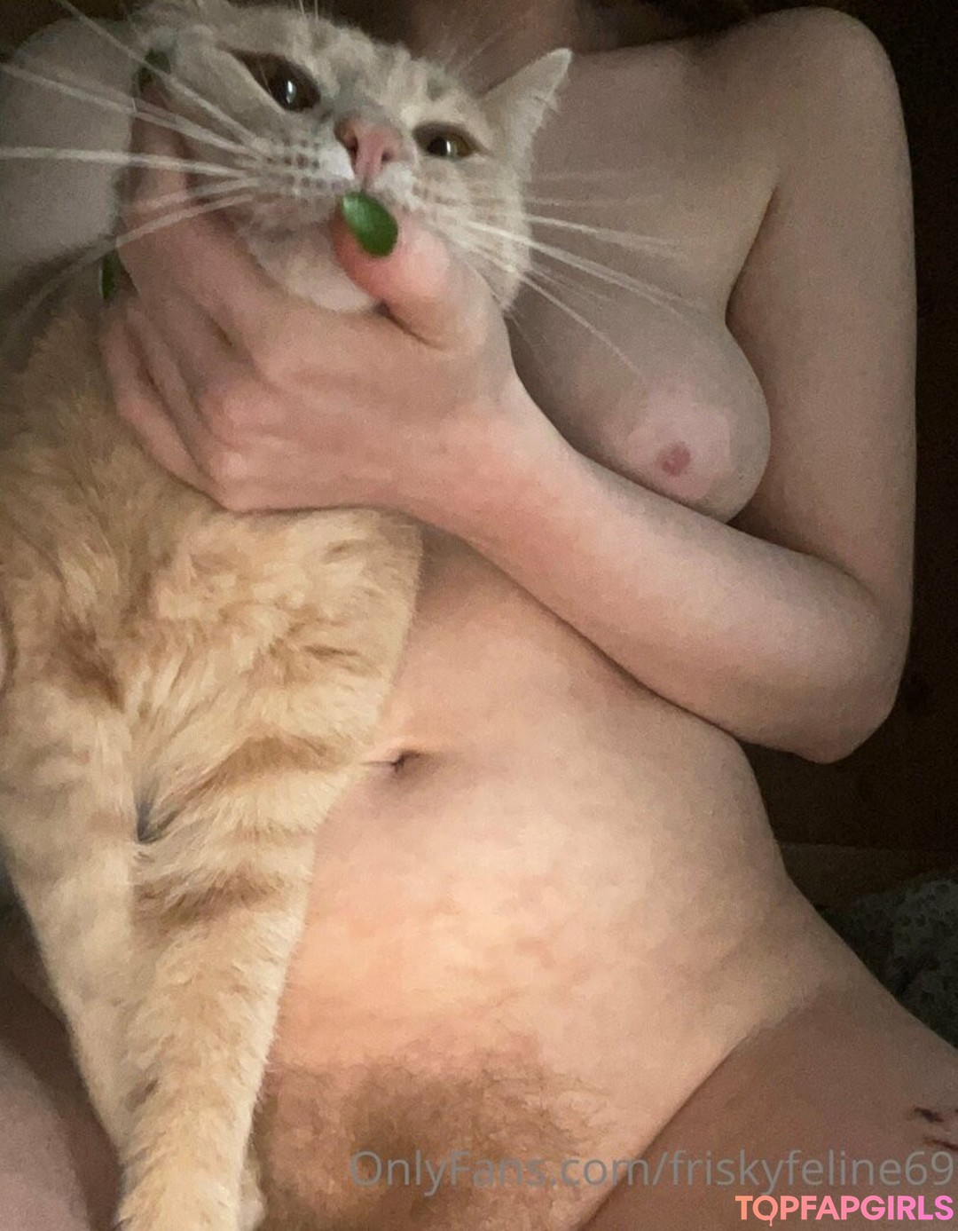 Foto desnuda filtrada de OnlyFans de Friskyfeline69 #39 Foto desnuda filtrada de OnlyFans de Friskyfeline69 #39