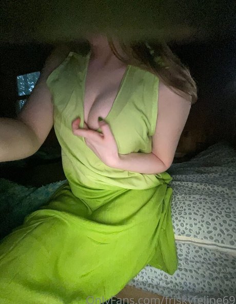 Friskyfeline69