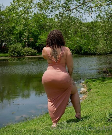 Foto desnuda filtrada de OnlyFans de Thunda859