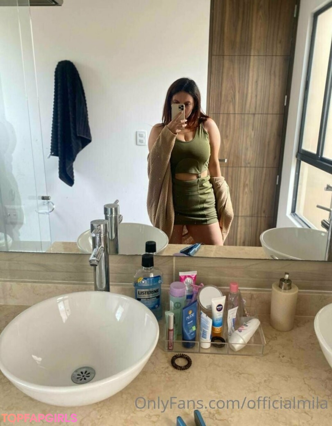 Foto desnuda filtrada de OnlyFans de Officialmila #431 Foto desnuda filtrada de OnlyFans de Officialmila #431