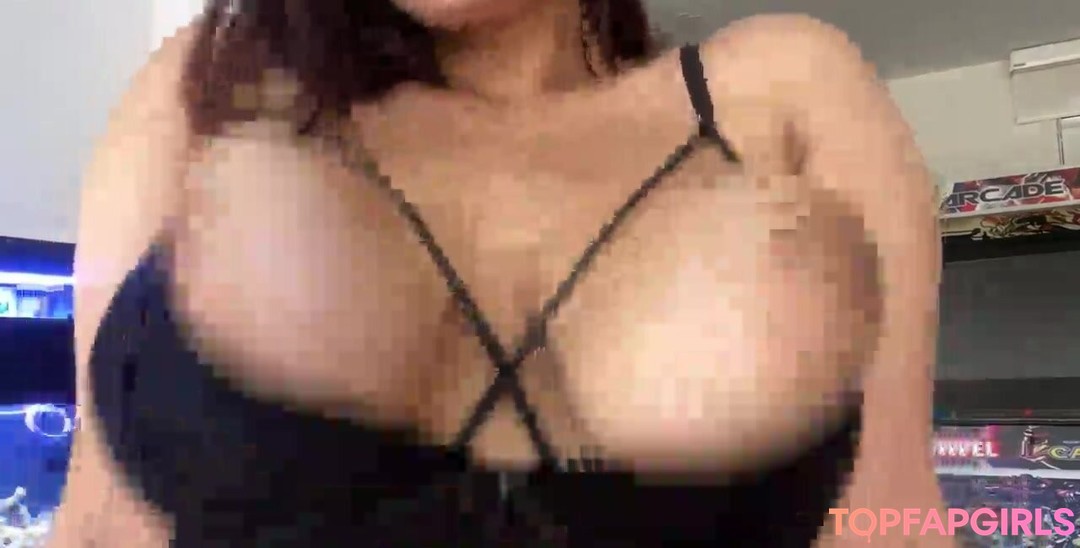 Foto desnuda filtrada de OnlyFans de Officialmila #493 Foto desnuda filtrada de OnlyFans de Officialmila #493