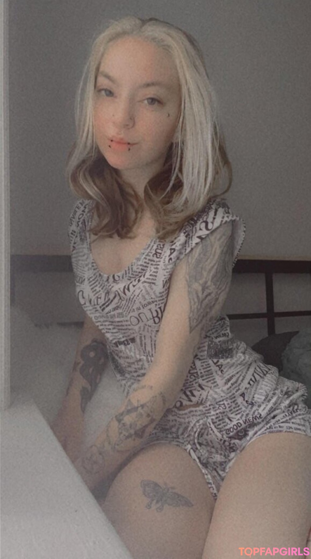 Foto desnuda filtrada de OnlyFans de Violetscabaret #11 Foto desnuda filtrada de OnlyFans de Violetscabaret #11