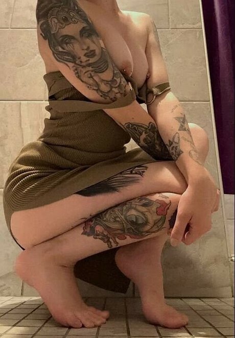 Violets_cabaret