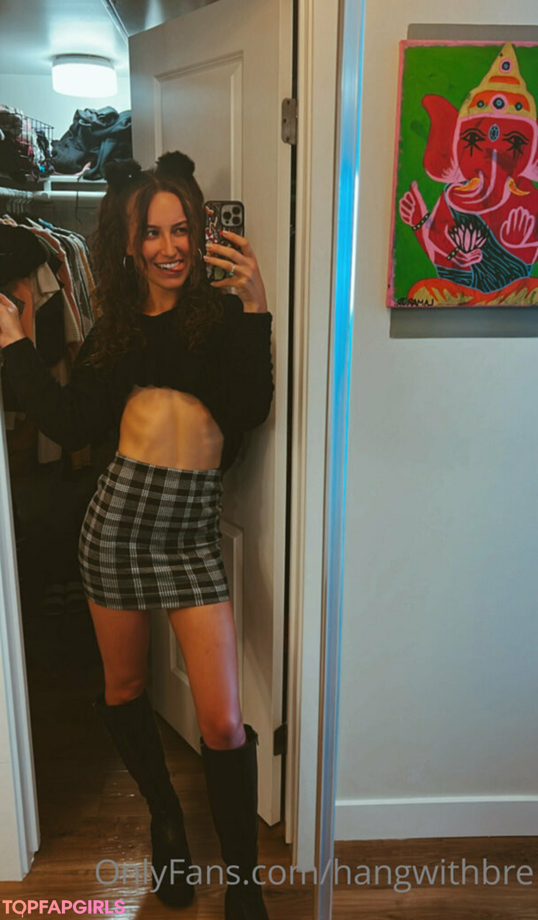 Foto desnuda filtrada de OnlyFans de Hang With Bre #75 Foto desnuda filtrada de OnlyFans de Hang With Bre #75