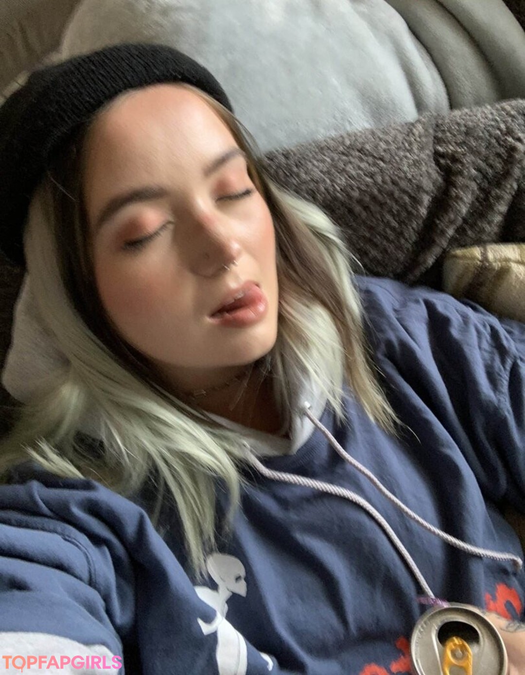 Foto desnuda filtrada de OnlyFans de Cowboytakemeaway #113 Foto desnuda filtrada de OnlyFans de Cowboytakemeaway #113