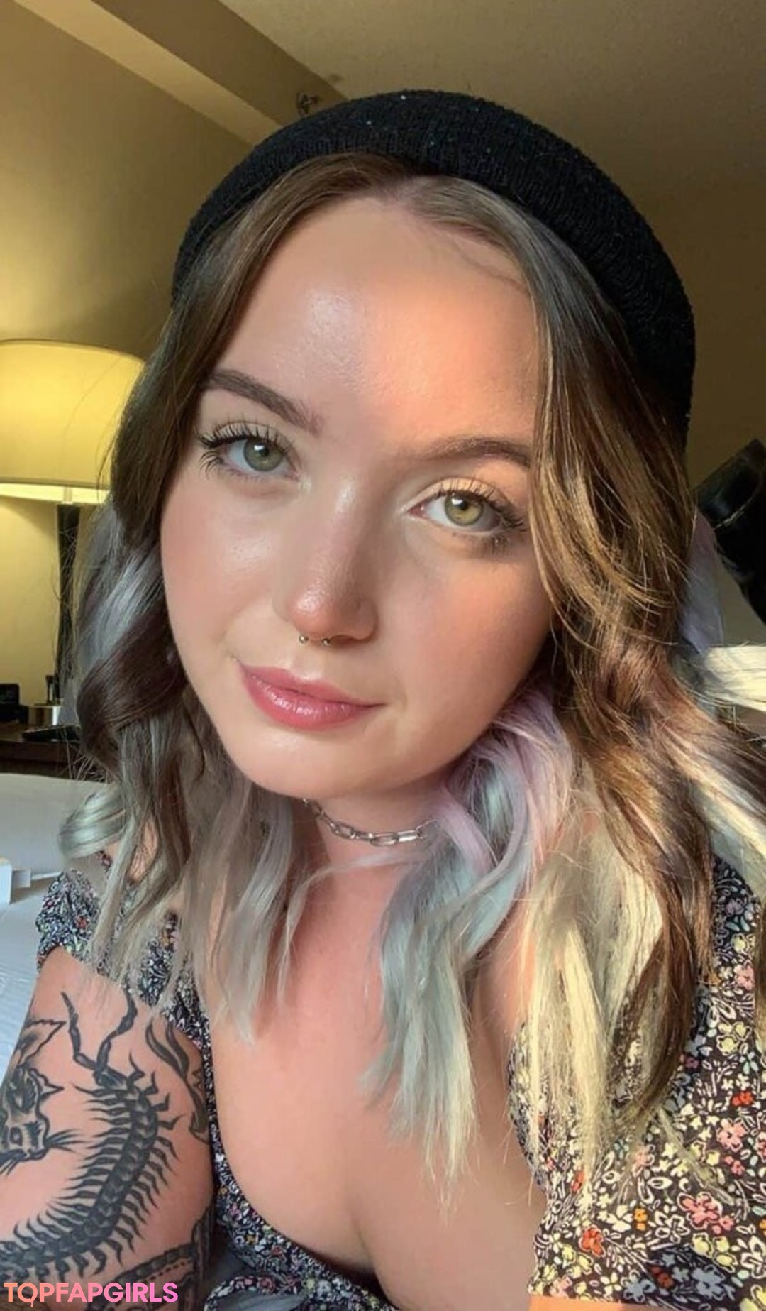 Foto desnuda filtrada de OnlyFans de Cowboytakemeaway #203 Foto desnuda filtrada de OnlyFans de Cowboytakemeaway #203