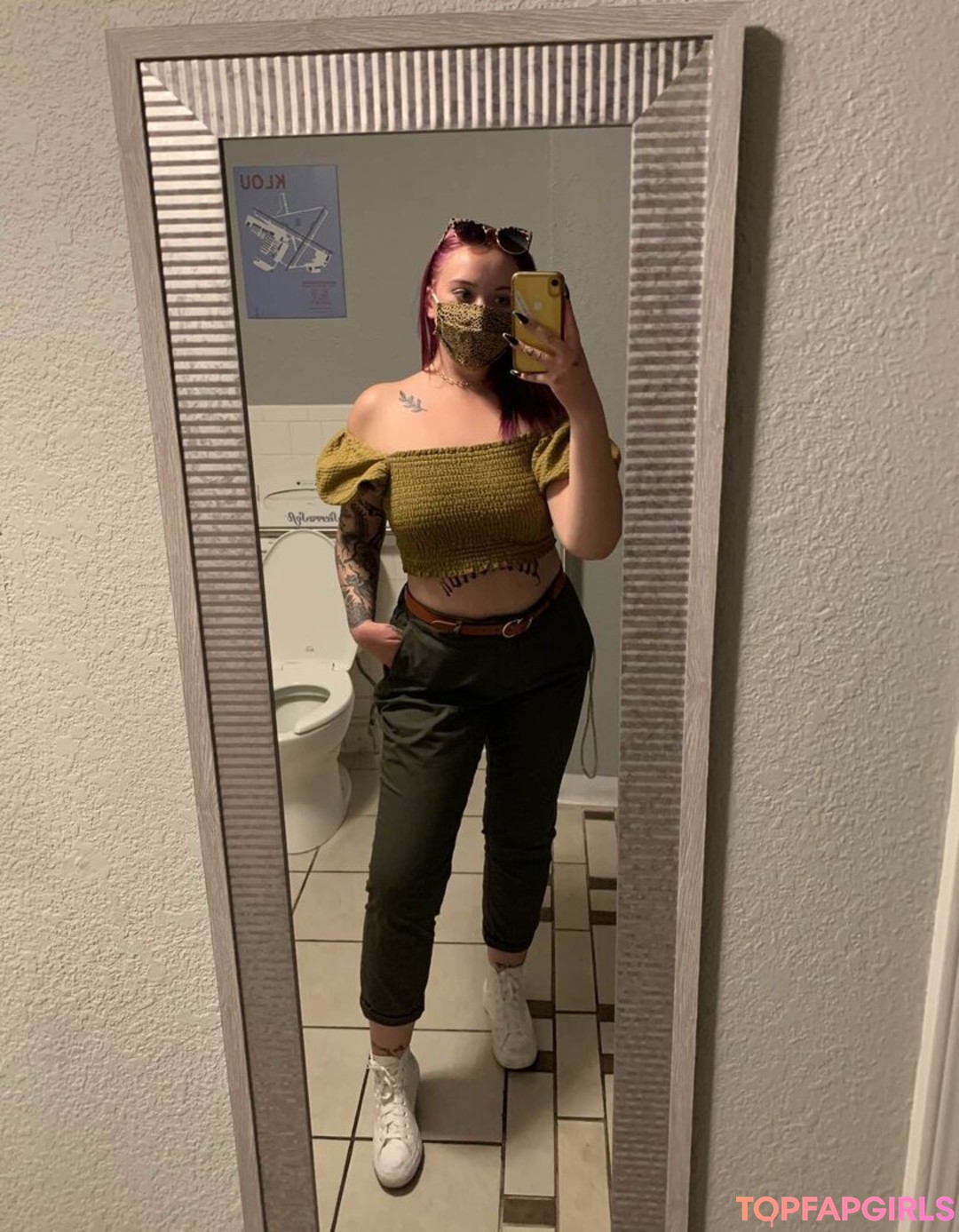 Foto desnuda filtrada de OnlyFans de Cowboytakemeaway #24 Foto desnuda filtrada de OnlyFans de Cowboytakemeaway #24