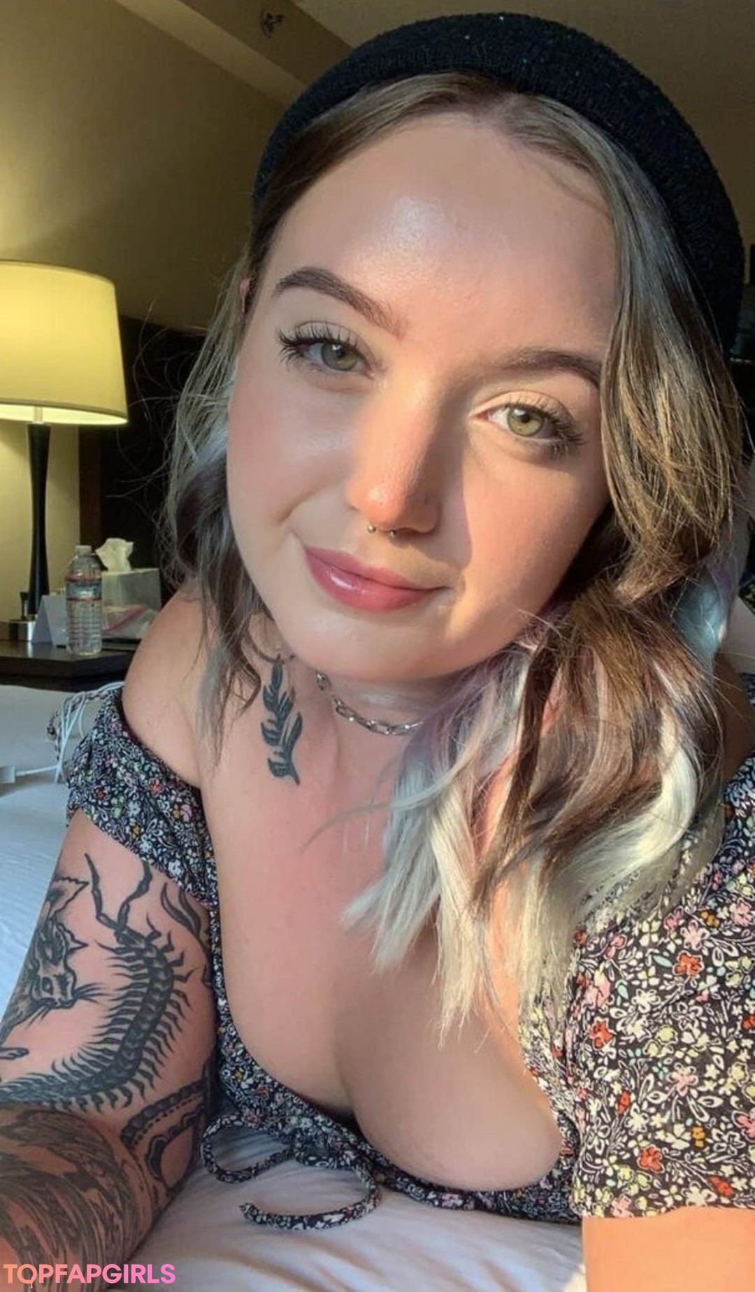 Foto desnuda filtrada de OnlyFans de Cowboytakemeaway #267 Foto desnuda filtrada de OnlyFans de Cowboytakemeaway #267