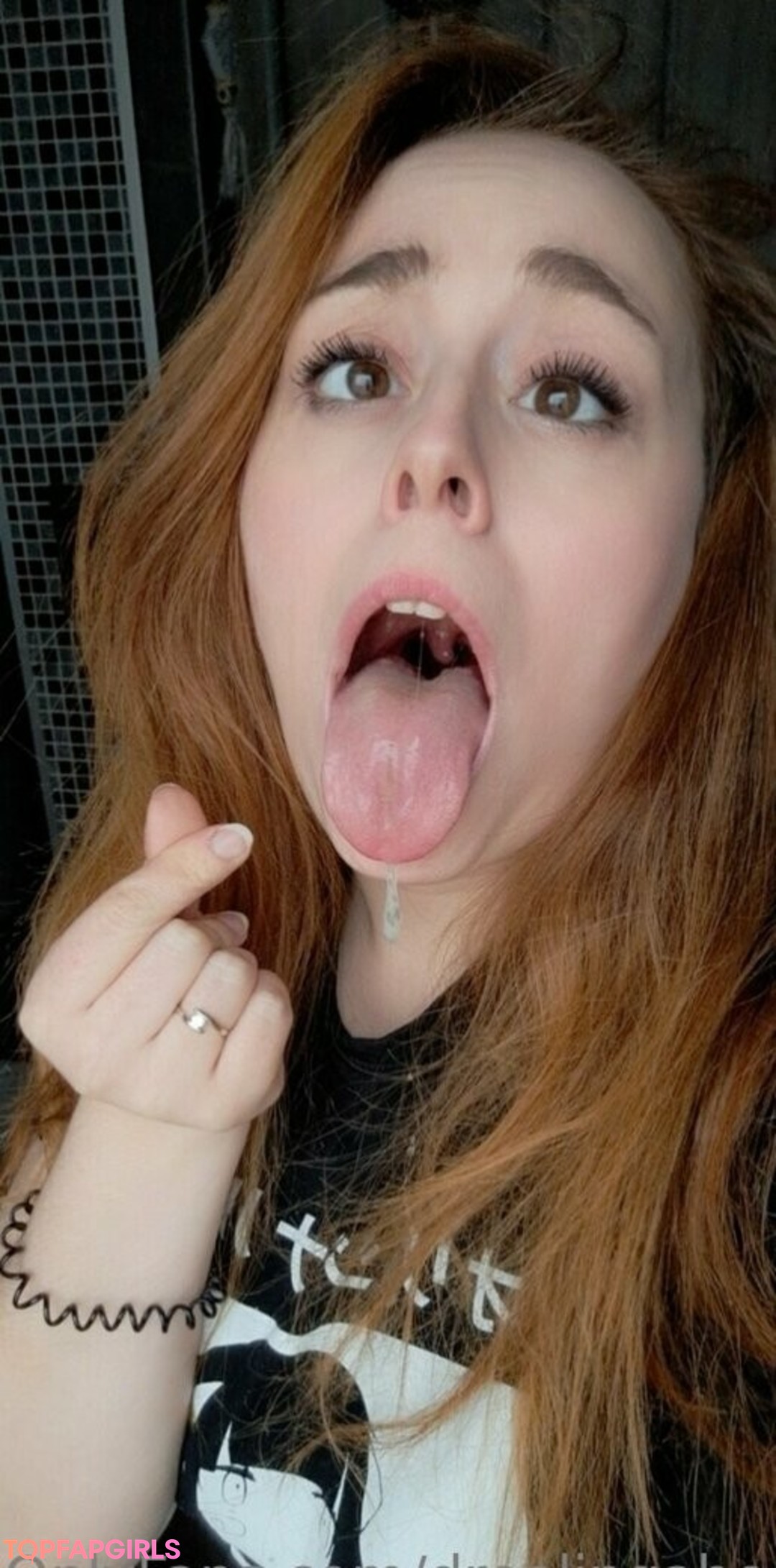 Foto desnuda filtrada de OnlyFans de Droolingahegaoqueen #37 Foto desnuda filtrada de OnlyFans de Droolingahegaoqueen #37