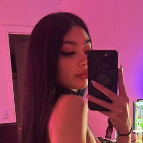 Foto desnuda filtrada de OnlyFans de Rin Atsumi