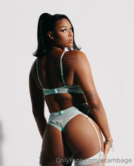 Elizabeth Cambage