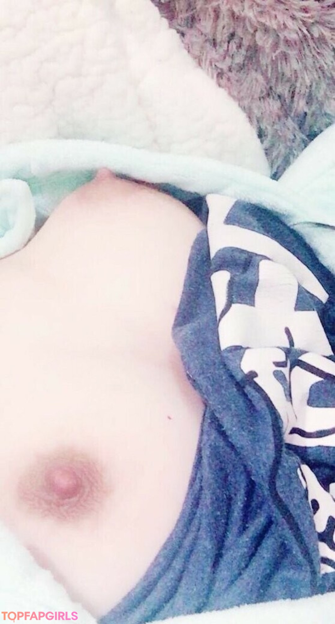 Foto desnuda filtrada de OnlyFans de Notyouregirlxd #4 Foto desnuda filtrada de OnlyFans de Notyouregirlxd #4