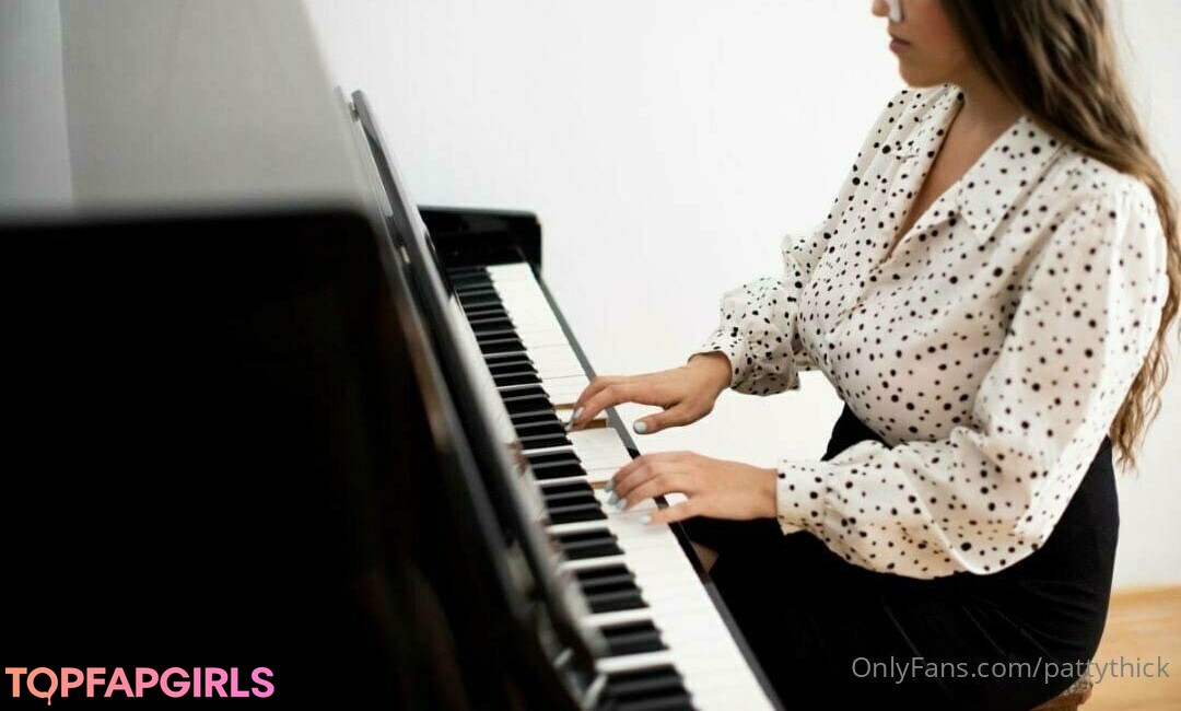 Foto desnuda filtrada de OnlyFans de Pattythick #101 Foto desnuda filtrada de OnlyFans de Pattythick #101