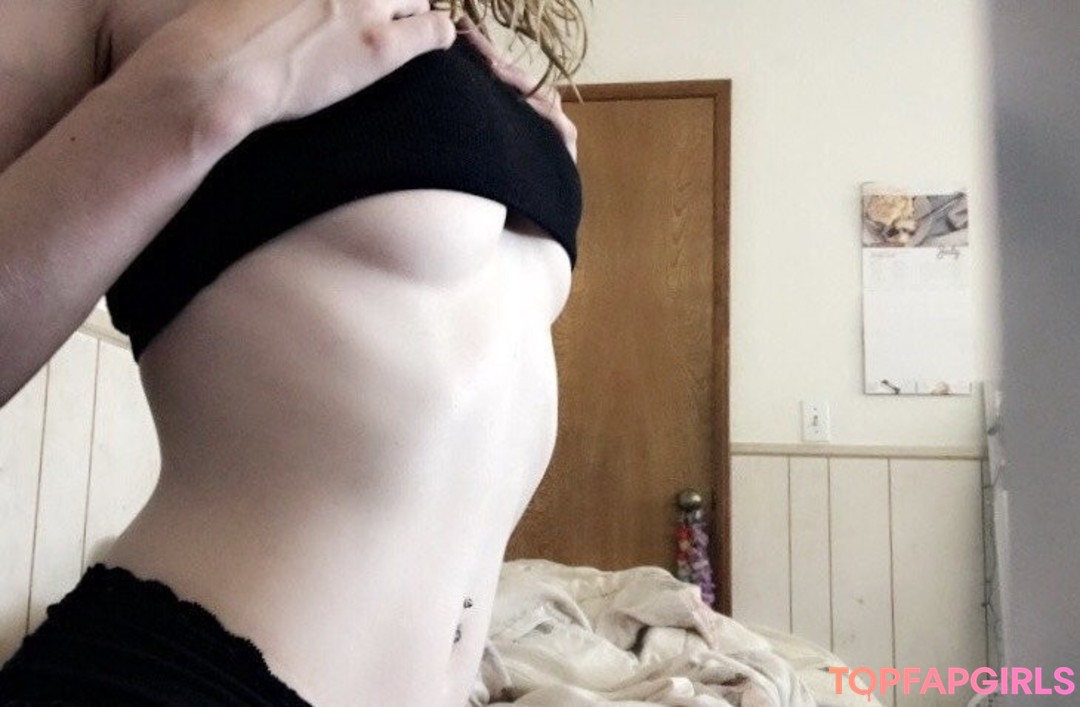 Foto desnuda filtrada de OnlyFans de Daintydalish #108 Foto desnuda filtrada de OnlyFans de Daintydalish #108