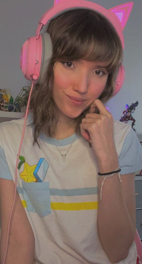Foto desnuda filtrada de OnlyFans de Strawberry Girl Kairi