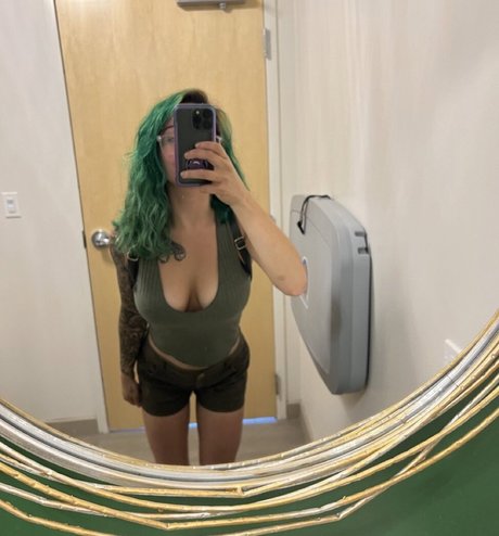 Foto desnuda filtrada de OnlyFans de Alexandria