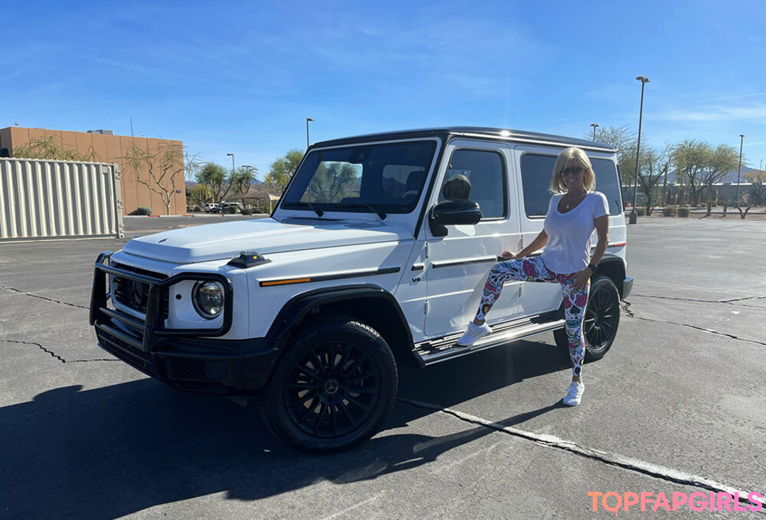 Foto desnuda filtrada de OnlyFans de Wifeysworld #77 Foto desnuda filtrada de OnlyFans de Wifeysworld #77