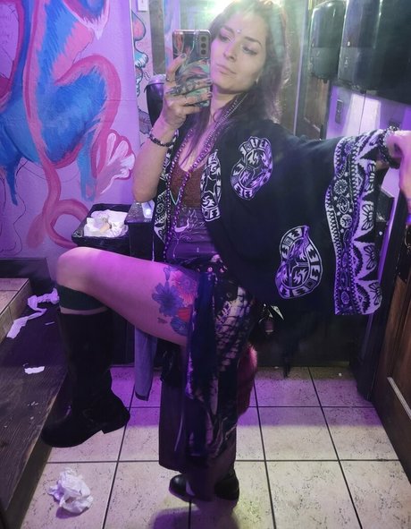 Foto desnuda filtrada de OnlyFans de Spicysparrow420