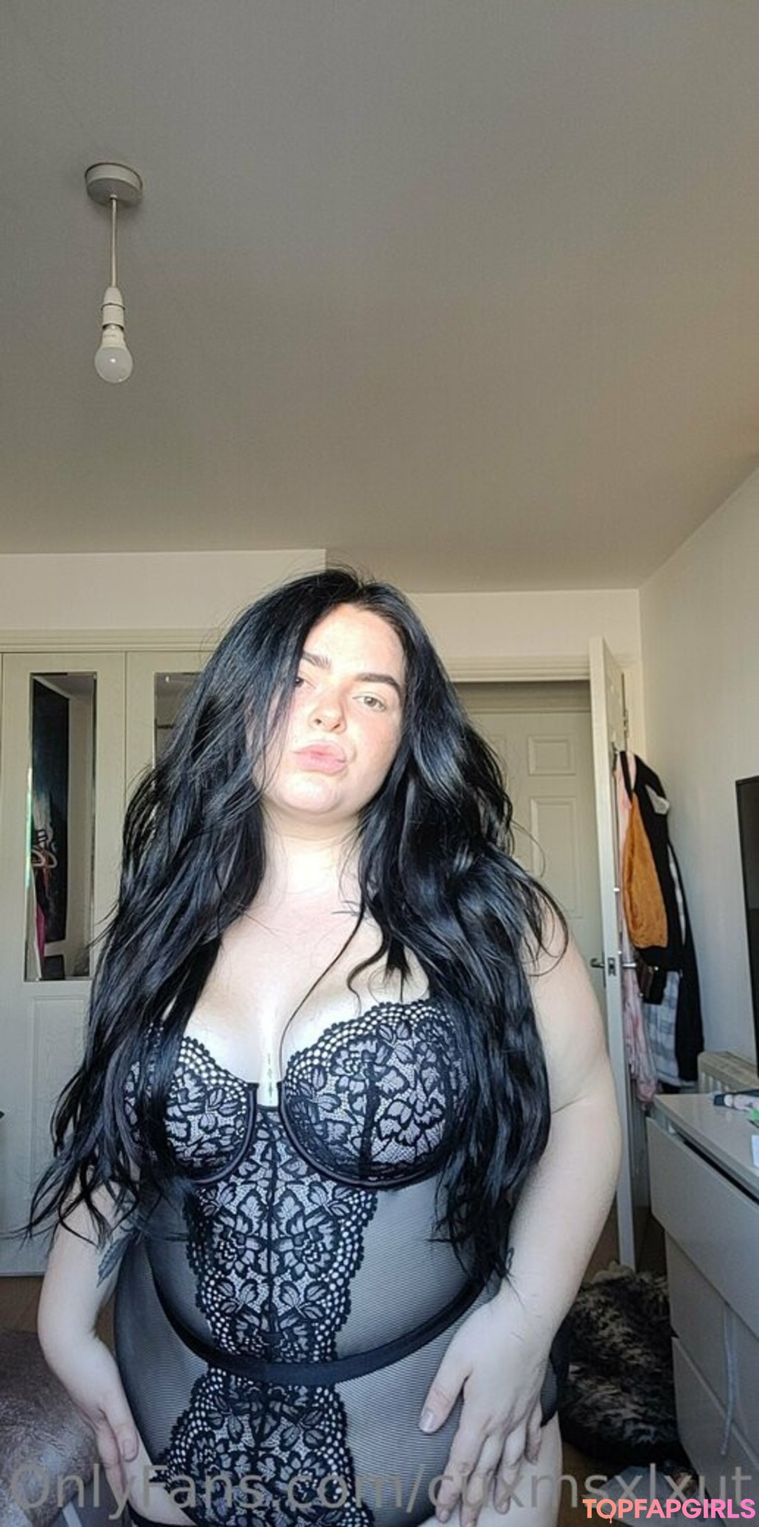 Foto desnuda filtrada de OnlyFans de Cuxmsxlxut #71 Foto desnuda filtrada de OnlyFans de Cuxmsxlxut #71