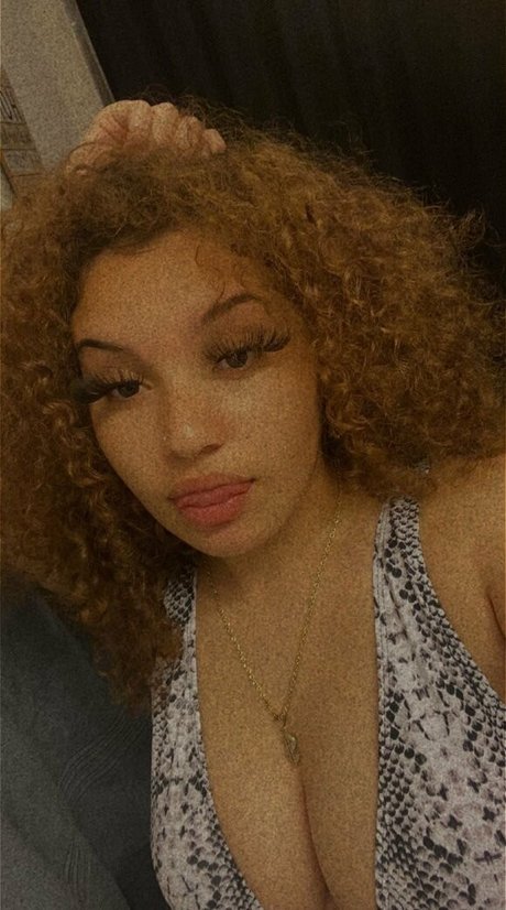 Foto desnuda filtrada de OnlyFans de Mariiahriiah