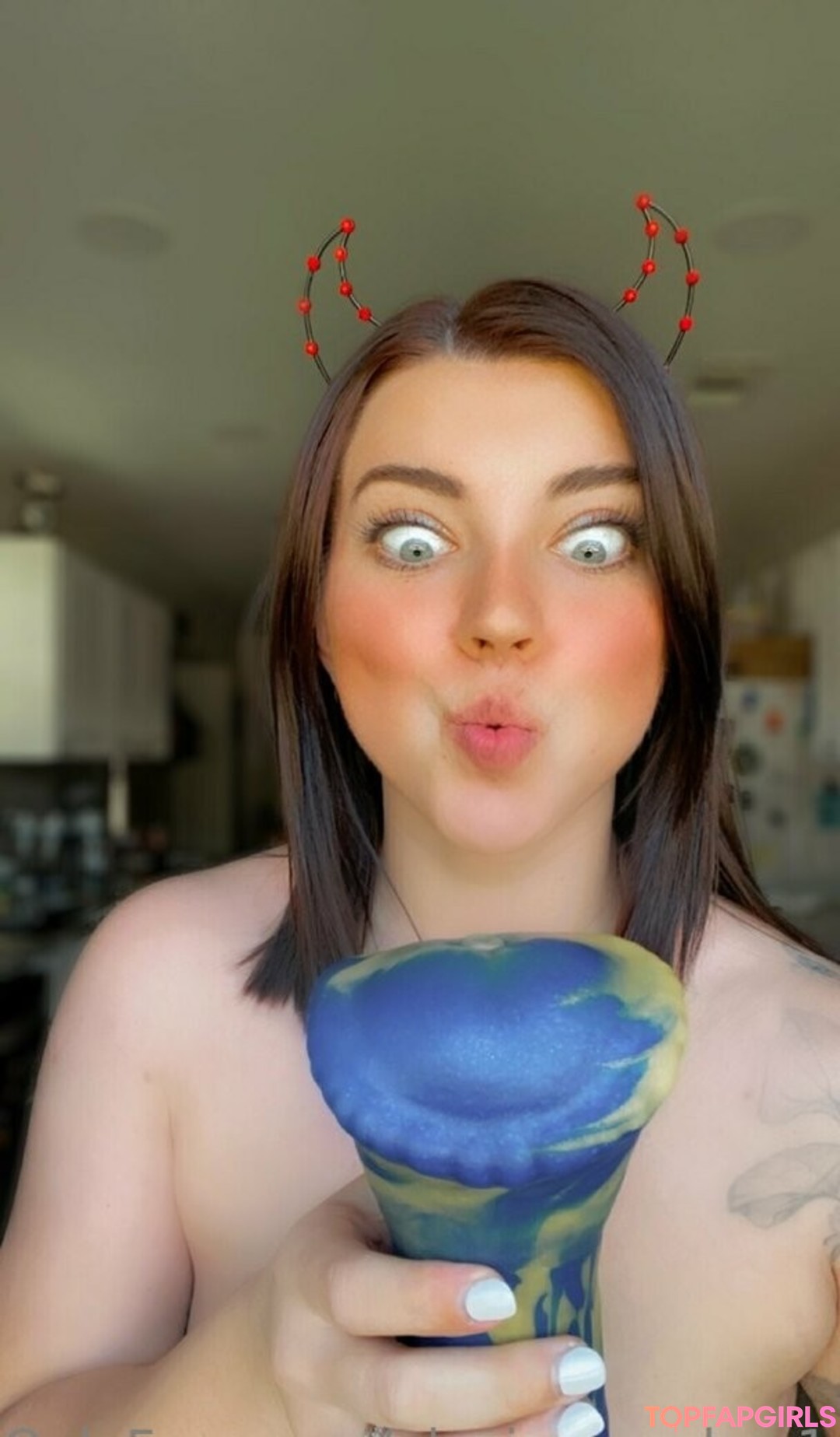 Foto desnuda filtrada de OnlyFans de Alexispeaches1 #12 Foto desnuda filtrada de OnlyFans de Alexispeaches1 #12