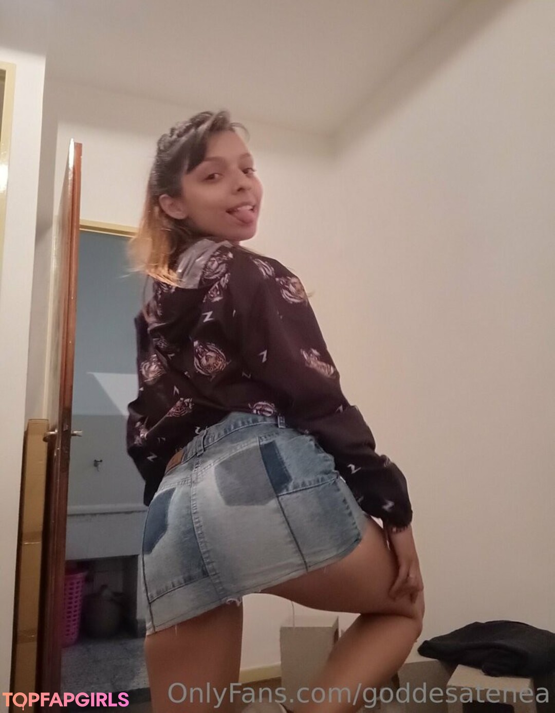 Foto desnuda filtrada de OnlyFans de Goddesatenea #88 Foto desnuda filtrada de OnlyFans de Goddesatenea #88