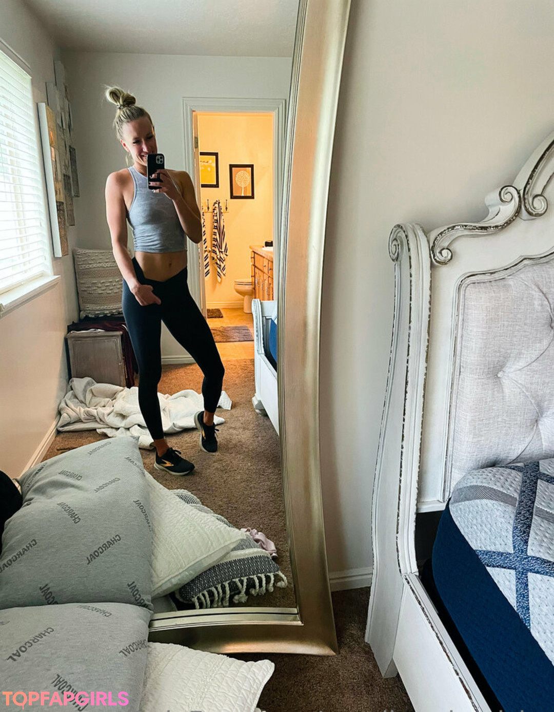 Foto desnuda filtrada de OnlyFans de Goodheadmeisha #328 Foto desnuda filtrada de OnlyFans de Goodheadmeisha #328